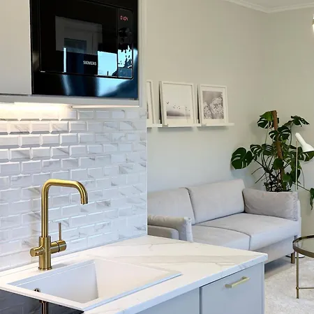 Bright And Beautiful Two-room Design Апартаменты