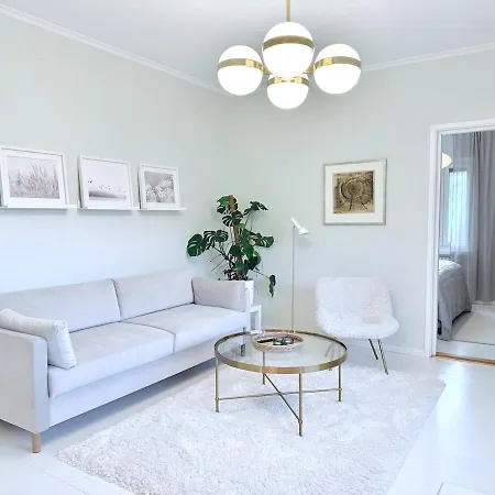 Bright And Beautiful Two-room Design Апартаменты