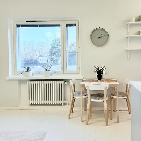 Bright And Beautiful Two-room Design *