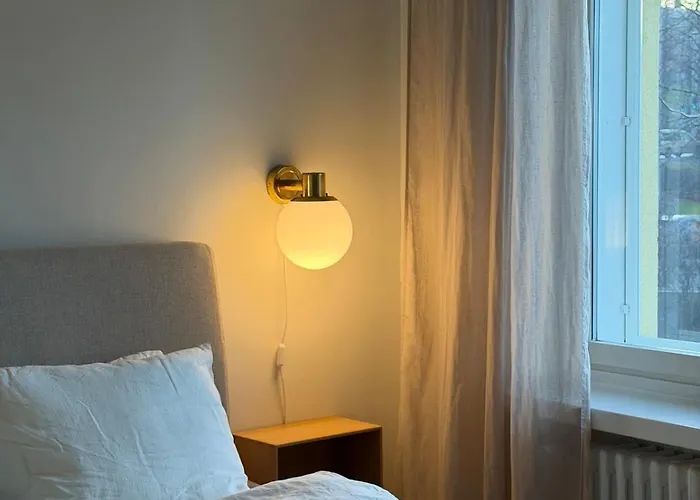 Bright And Beautiful Two-room Design 아파트 라티